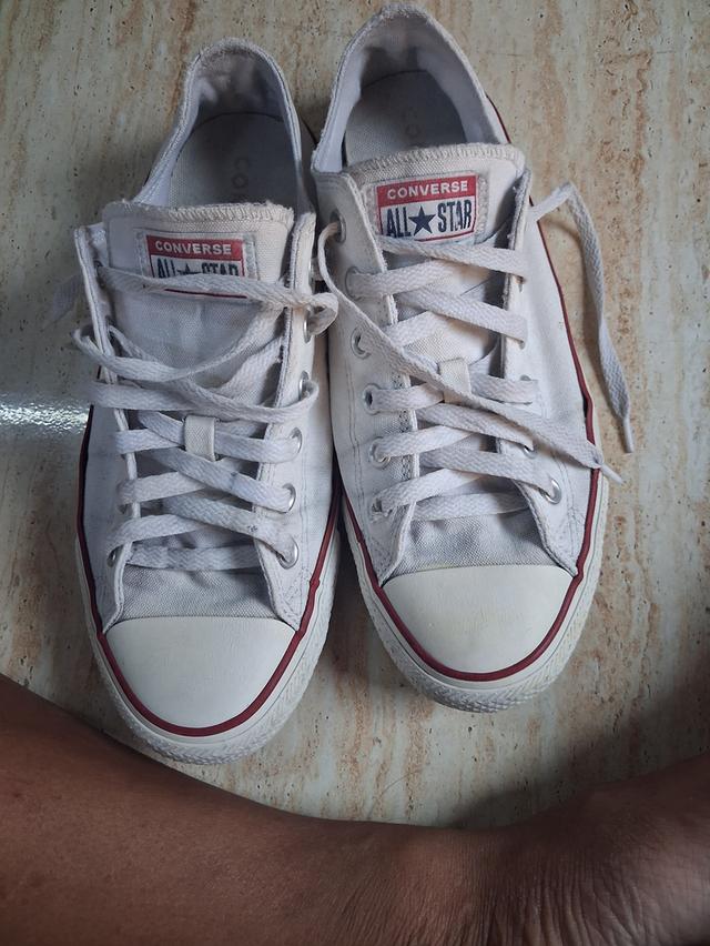 ขายรองเท้าคอนเวิส เวียดนาม เบอร์43 รองเท้าใส่มือเดียว กล่องไม่มี