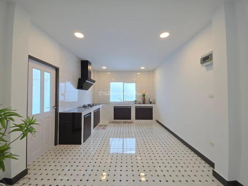 หมู่บ้านพฤกษ์ลดา วงแหวน หทัยราษฎร์ 9