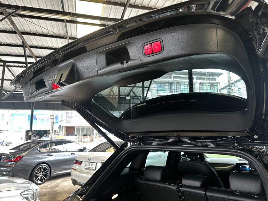 2023/24 MERCEDES BENZ GLA200 AMG พร้อมแพคเกจ MBSP ศูนย์ 19