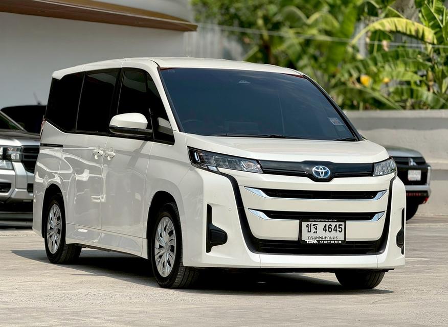 ปี 2024 TOYOTA NOAH, 1.8 HYBRID X WAGON รถออกศูนย์ TPM MOTOR จดปี2025 รูปที่ 5