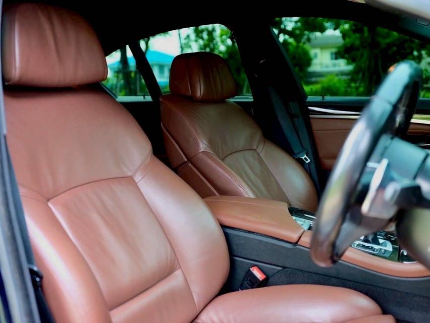 รหัสรถ PR9698 BMW 525d Luxury (F10) ปี2015 10
