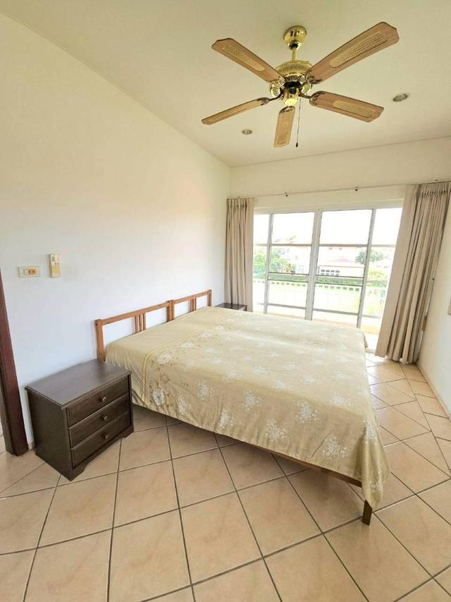 Two-story detached house for sale in Mountain View International Village, Bangsaen. Convenient location, near Burapha University Hospital. 3