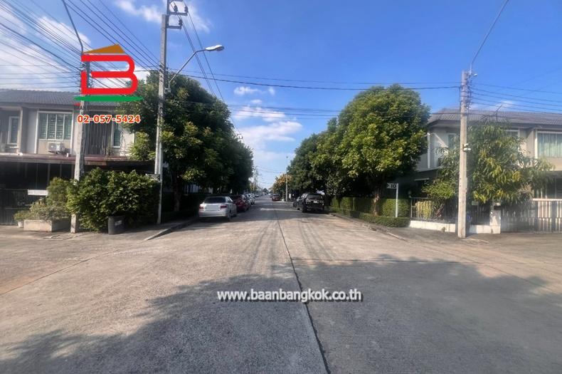 ทาวน์เฮาส์ โครงการ พฤกษาวิลล์ 89 (ซอยกาญจนาภิเษก 6/1) เนื้อที่ 25.3 ตารางวา ใกล้แฟชั่นไอส์แลนด์ ถนนกาญจนาภิเษก แขวงท่าแร้ง เขตบางเขน กรุงเทพมหานคร 11