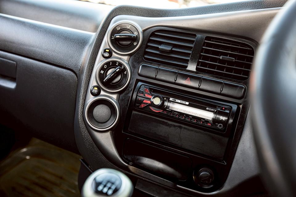 Kia K2500 ปี 2013 เครื่อง 2,500 CC ดีเซล 15