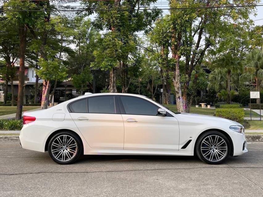 BMW 530e M Sport 6