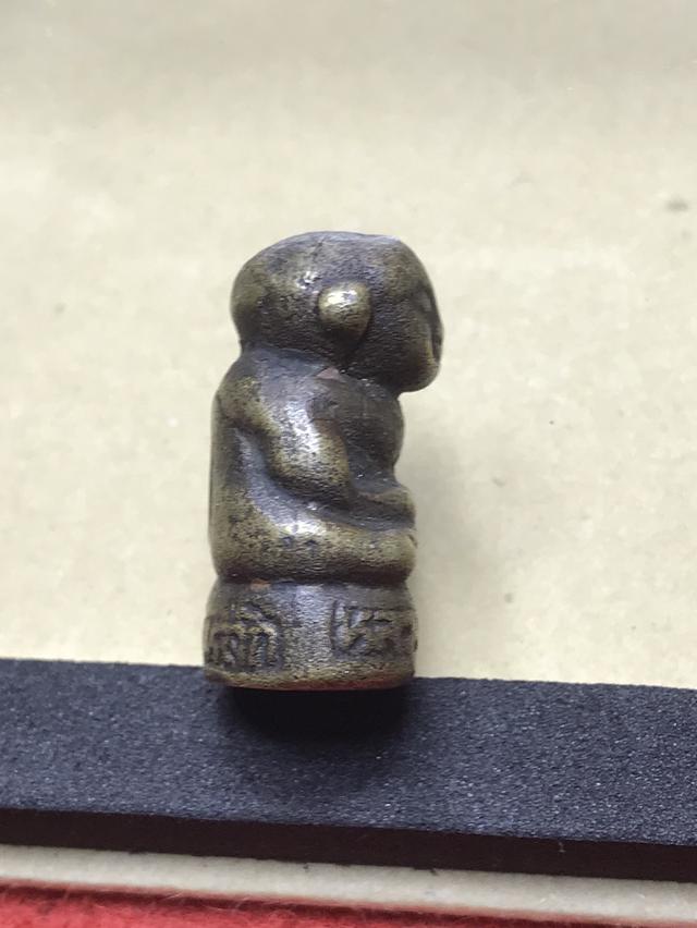 พระหน้านกฮูก หลวงปู่บุดดี วัดหนองหลัก 4