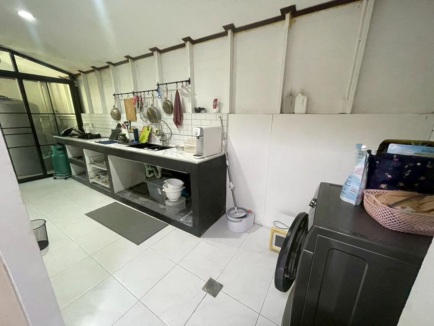 ทาวน์โฮม เดอะวิลล่า คู้บอน 27 หลังมุม 28.8 ตร.ว. 4 นอน 2 น้ำ 6