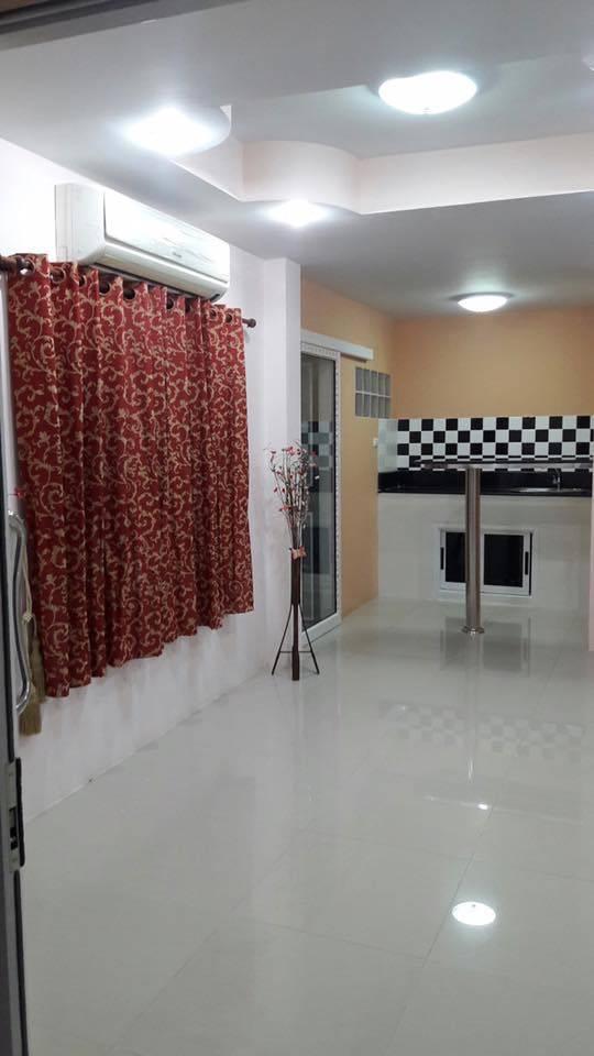 ขายบ้านแฝด 2 ชั้น หัวมุม หมู่บ้านพิมพาภรณ์ ( หลัง ม.เกษตร ศรีราชา ) ขนาด 38.10 ตร.ว. ใกล้ ม.เกษตร อ่าวอุดม ศรีราชา 3