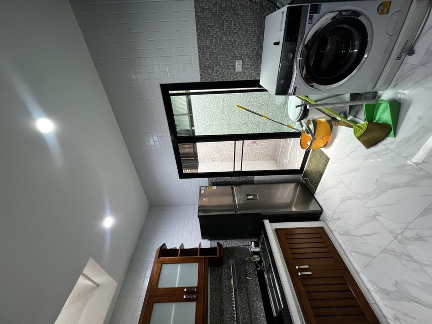 ให้เช่าทาวน์โฮม 3.5 ชั้น พร้อมเฟอร์นิเจอร์ โครงการ Haus35 แจ้งวัฒนะ 6