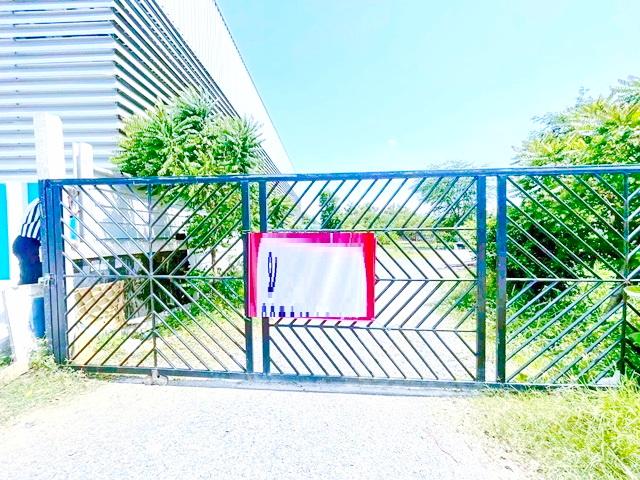 ร้านพี่ญาคนรุม 3 กม.ตลาดชุมพล 1.2 กม. ให้เช่าบ้าน พร้อมออฟฟิศ 3 ไร่ รังสิตคลอง 3 7นอน 7น้ำ ทำเลดี สวนน้ำเปรม วอร์เตอร์ปา 2