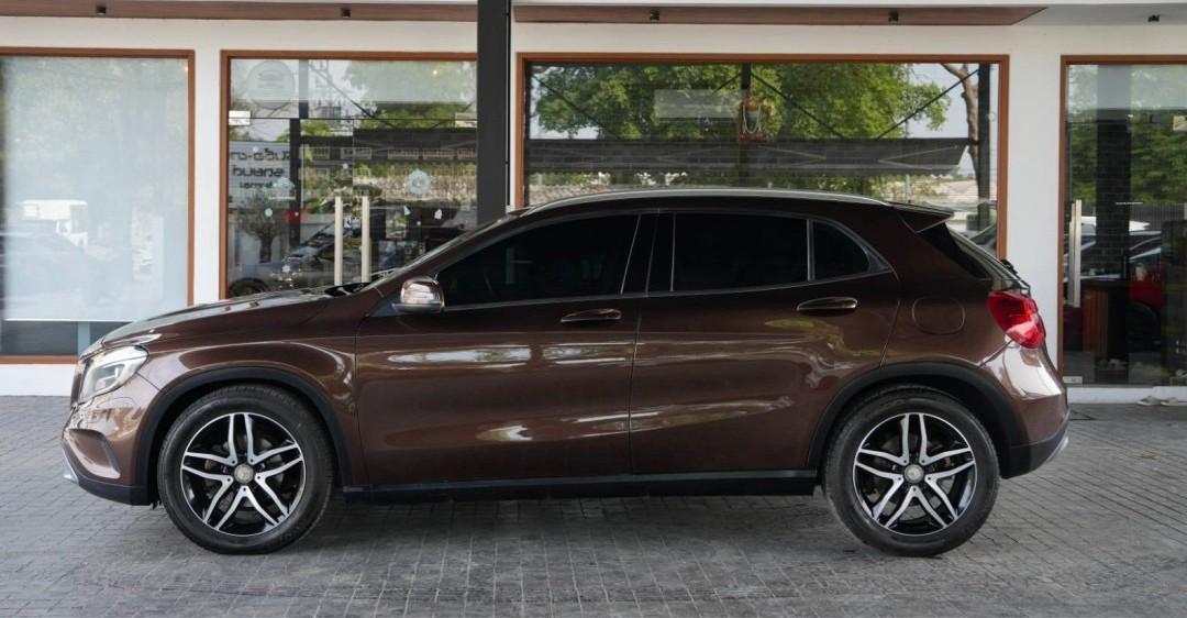 Benz GLA 200 ปี 2015 หรูหรา ราคาประหยัด ไมล์น้อย 9