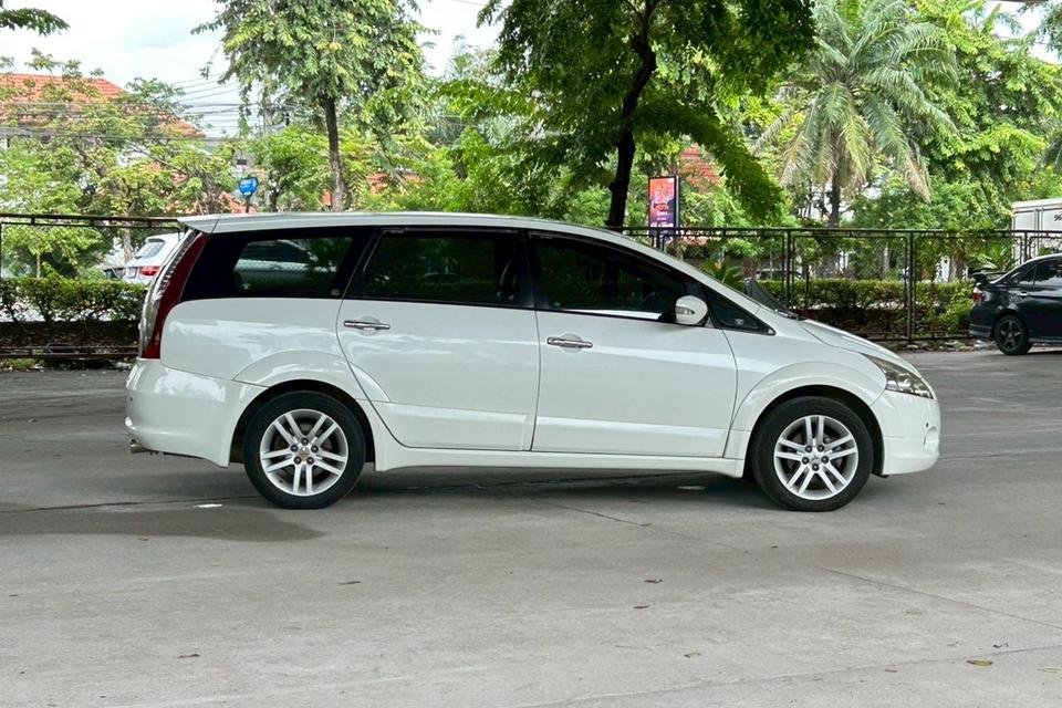 Mitsubishi Space Wagon 2.4 GLS AT ปี 2011