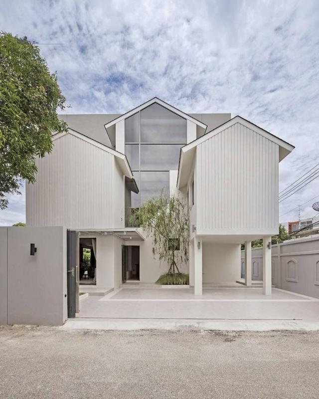 [Sale&Rent] Single House, Beautiful Decoration, Ready to move in, Pet Friendly, In Soi Pridi 14 1