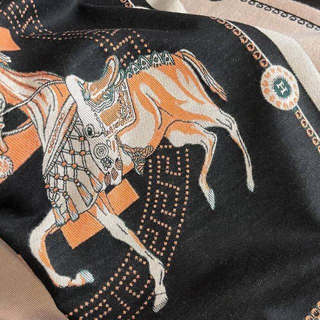 ผ้าคลุมไหล่Hermes 10