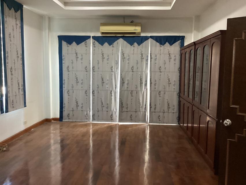 For Rent/ House near Pridi Banomyong 14 near BTSPhra khanong ,Ekkamai,Thong Lo,nearby Habito Mall 10