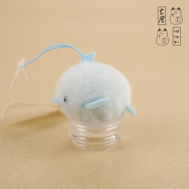 พวงกุญแจ ตุ๊กตา ก้อนฟู・ต้าวปลา・วาฬเบลูก้า 🐋 Pom Pom・Fluffy Beluga Whale・Tiny Keychain 4.5 cm ✅ NO BRAND・Soda Blue ❄️✨