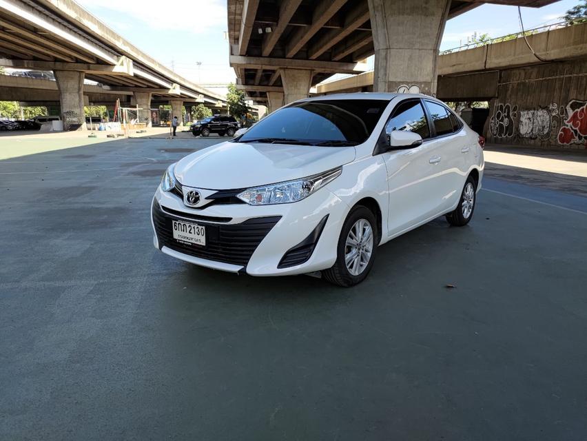 ขายรถ Toyota Yaris Ativ 1.2E ปี 2017 สีขาว  3