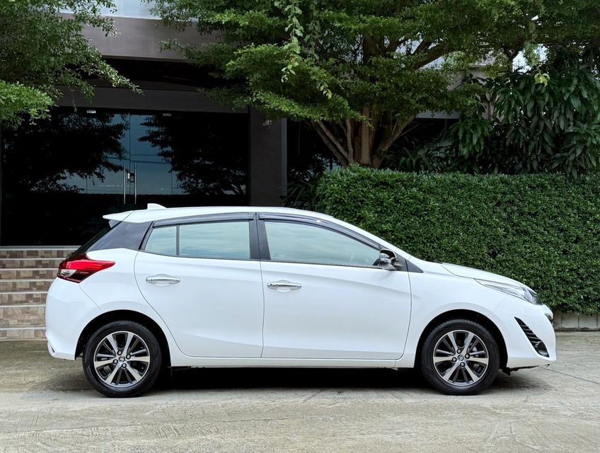 2020 TOYOTA YARIS 1.2 G PLUS รถสภาพสมบูรณ์ วิ่งน้อยเพียง 64,000 กม ประวัติศูนย์ครบ รถไม่เคยมีอุบัติเหตุครับ 2