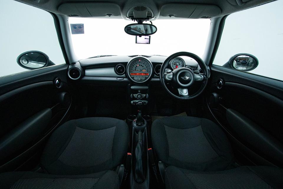 MINI COOPER ONE RHD  1.4  2010  7