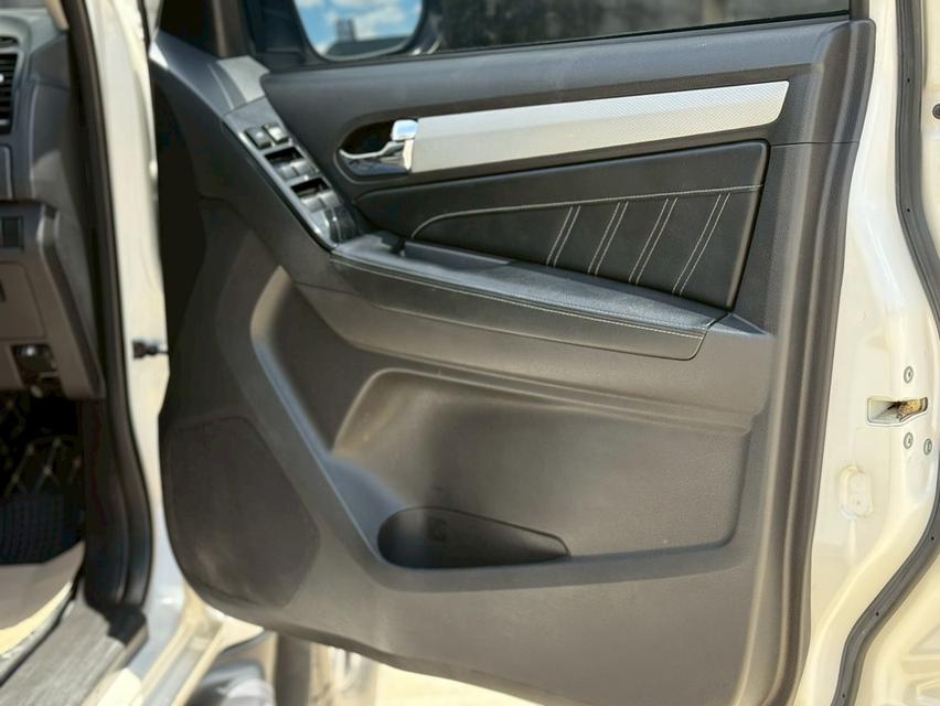 Isuzu MU-X 1.9 dvd ปี19 15