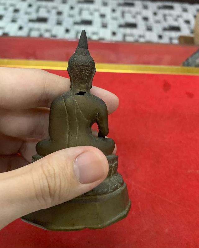 พระงานทองเหลืองเก่า 3