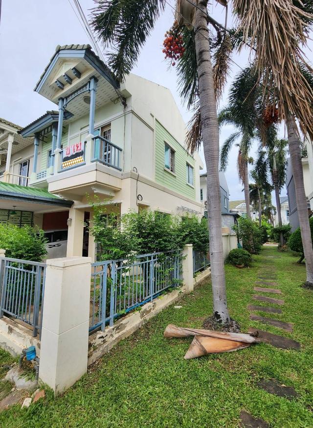 ทาวน์เฮาส์ห้องริม 24 ตรว The villa ท่าอิฐ 2