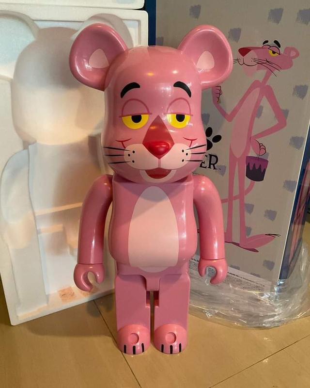 ปล่อย BearBrick Pink Panther 3