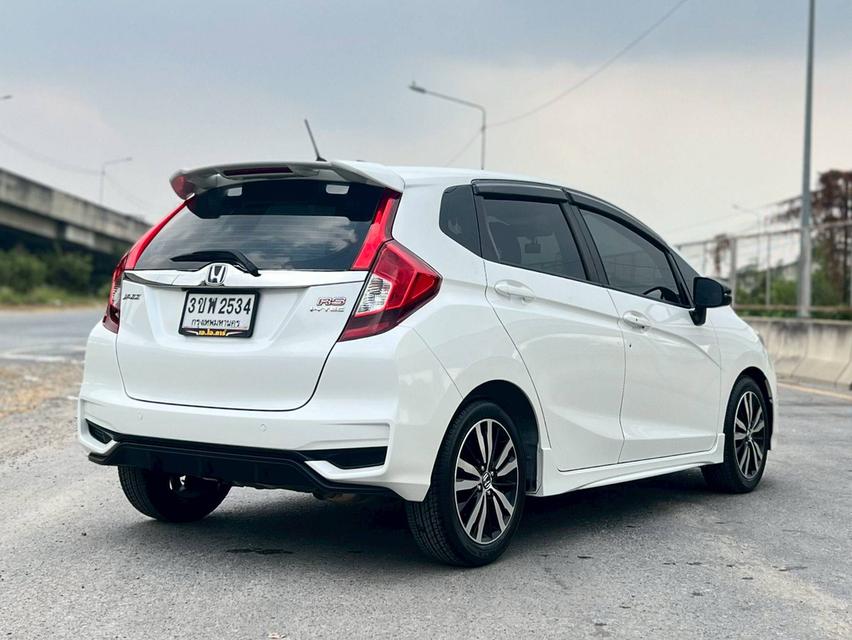 2021 HONDA JAZZ 1.5 RS ปี 21 จด 22 ราคา 559000 บางแค • เลขไมล์เพียง 7,000 กม.เท่านั้น • รถบ้านแท้ มือเดียวสภาพป้ายแดง • ประวัติศูนย์ Honda ชัดเจน • โ รูปย่อยที่ 4
