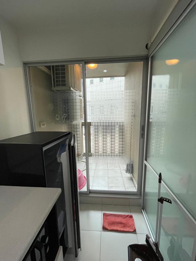 1-bedroom condo for rent in Ram Intra-Lak Si. Conveniently located by bus and BTS. 5