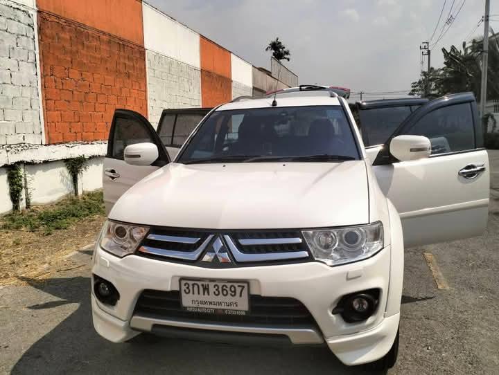 รีบขาย MITSUBISHI PAJERO 4