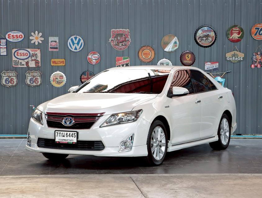 TOYOTA CAMRY 2.5 HYBRID PREMIUM ปี 2013
