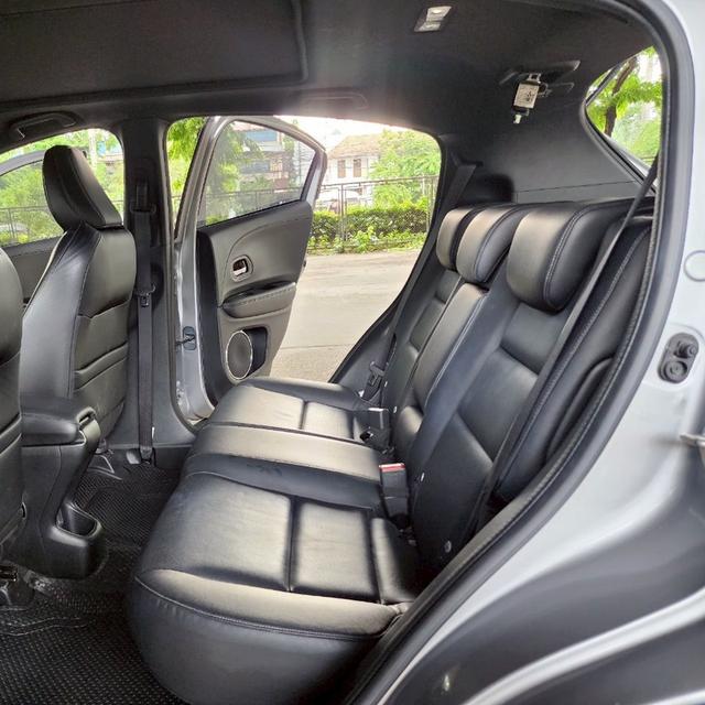 Honda HRV 1.8 RS Sunroof AT ปี 2019 รถสวยมือเดียว รุ่นท๊อปสุด 17