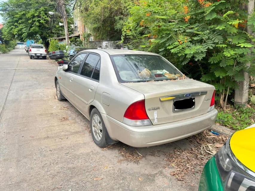 Ford Laser Glxi ปี 2002 ขายตามสภาพ 5