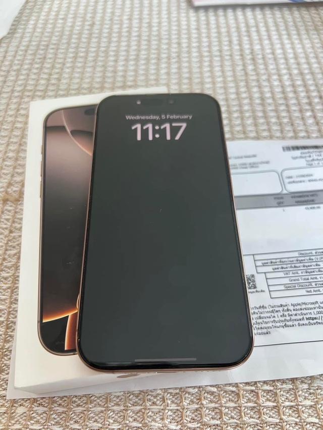 iPhone 16 pro สี Desert Titanium  2