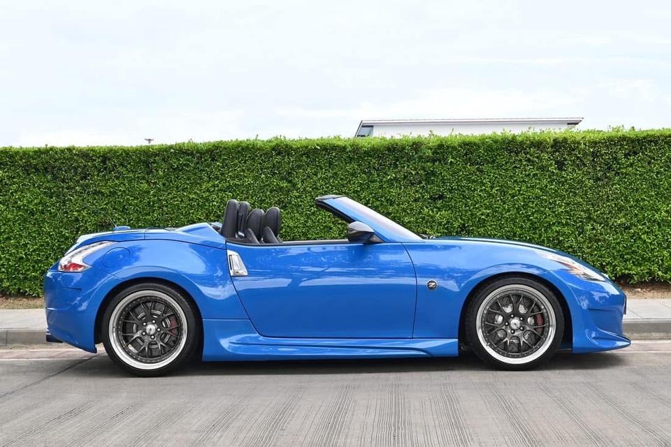 ขายรถ Nissan 370 Z สี Blue ปี 2012 3