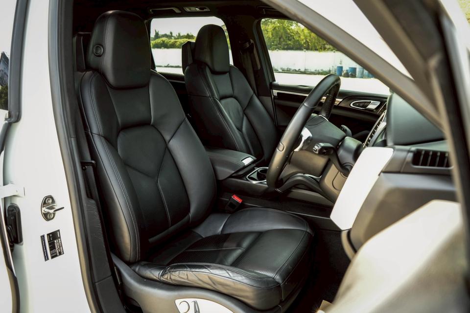 รหัสรถ CBL7569 PORSCHE CAYENNE 3.0 S Hybrid 4WD AT 2014 รูปที่ 11