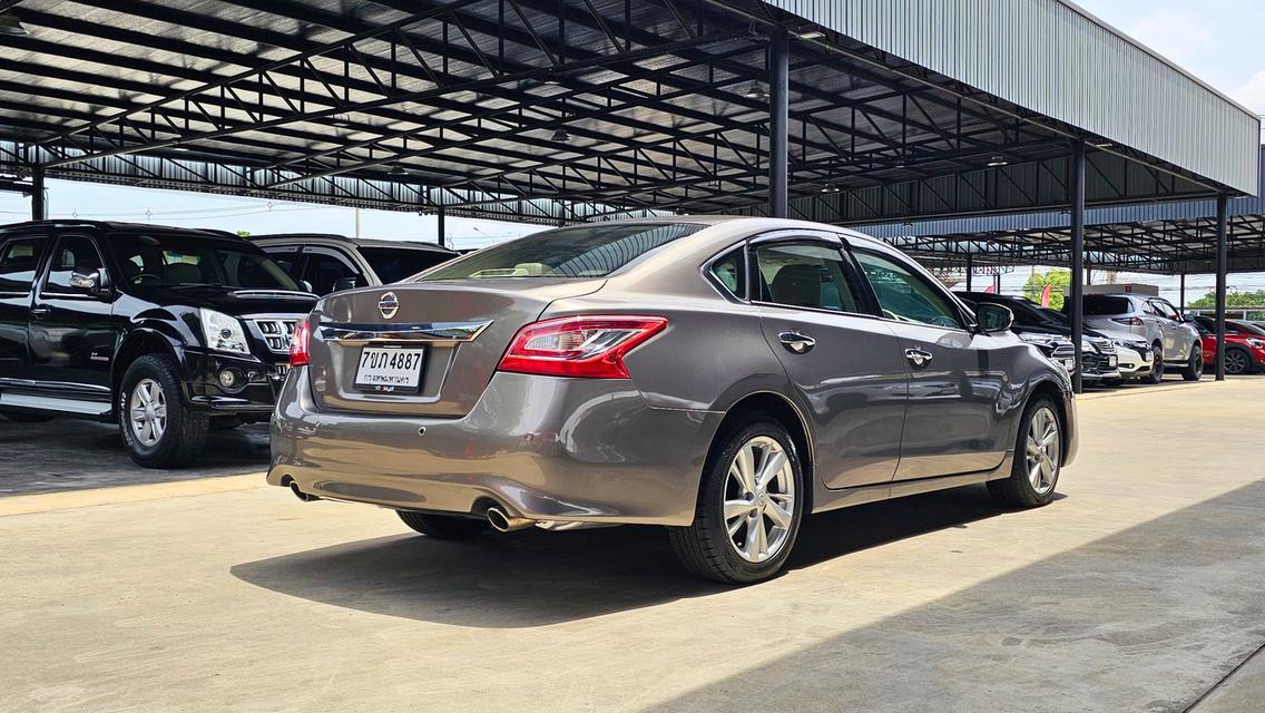ขายรถ Nissan Teana 2.5XV Sedan ปี 2014 สีน้ำตาล เกียร์ออโต้ รูปย่อยที่ 4
