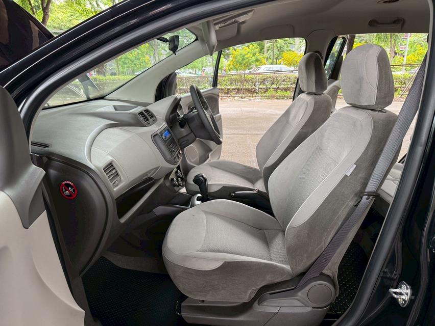 Chevrolet Spin 1.5LTZ ปี 2014  7ที่นั่ง มือเดียว ไมล์แสนสอง เพียง129,000บาท ขายสดครับ สวยพร้อมใช้ ทดลองขับได้ เครื่องยนต์เกียร์ช่วงล่างดี แอร์เย็นฉ่ำ รูปที่ 12