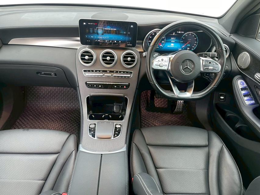 Mercedes Benz GLC300e AMG Dynamic 4MATIC Facelift ปี2022  11