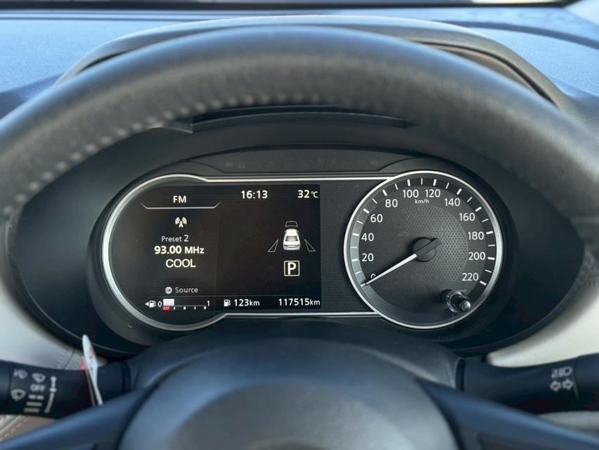 NISSAN ALMERA Sedan 4dr VL TOP  XTRONIC CVT FWD 1.0iTC Y2020. สีขาว เกียร์ออโต้ 16