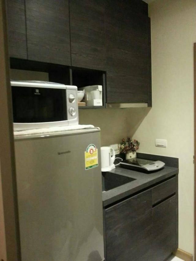 ให้เช่า ​คอนโด​ ห้องมุม QUAD​ Sathorn​ 35 ตร.ม​ 1​ ​​นอน​ ชั้น​ 2 พร้อมเฟอร์ 5