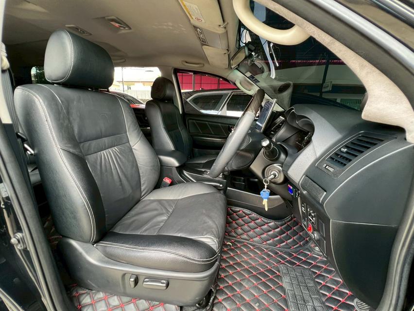 ปี 2015 TOYOTA FORTUNER, 2.5 V VN TURBOโฉม ปี11-15 สีดำ เกียร์ออโต้ ขับเคลื่อน2ล้อ 7