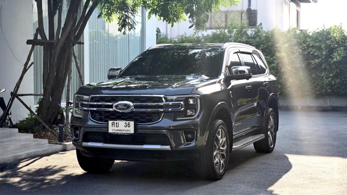 Ford Everest 2.0 Bi-Turbo Titanium+ 4x4 ปี 2023