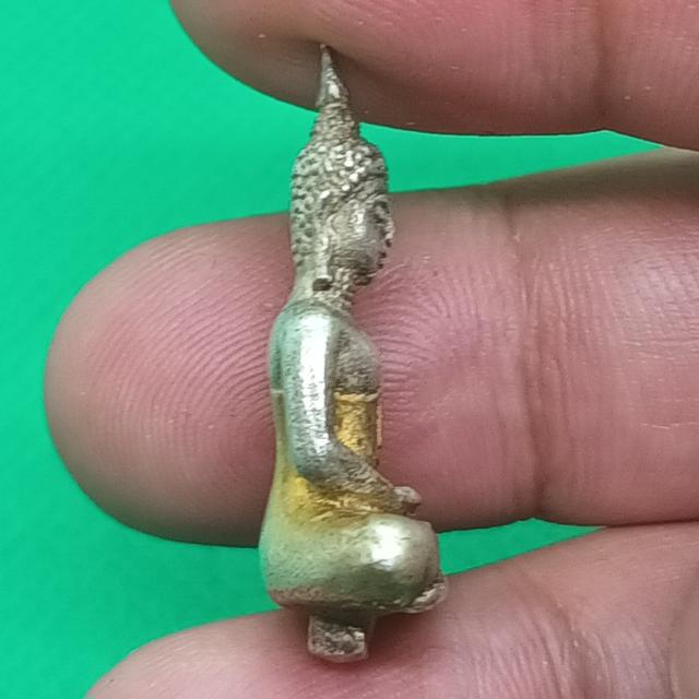 พระยอดธงเนื้อเงินไม่รู้ที่ 10