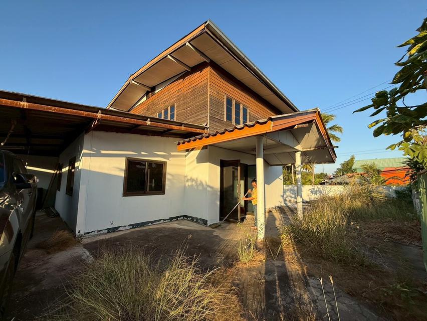 บ้าน 2 ชั้น 2 ห้องนอน 1 ห้องน้ำ ที่ดิน 76 ตารางวา 2