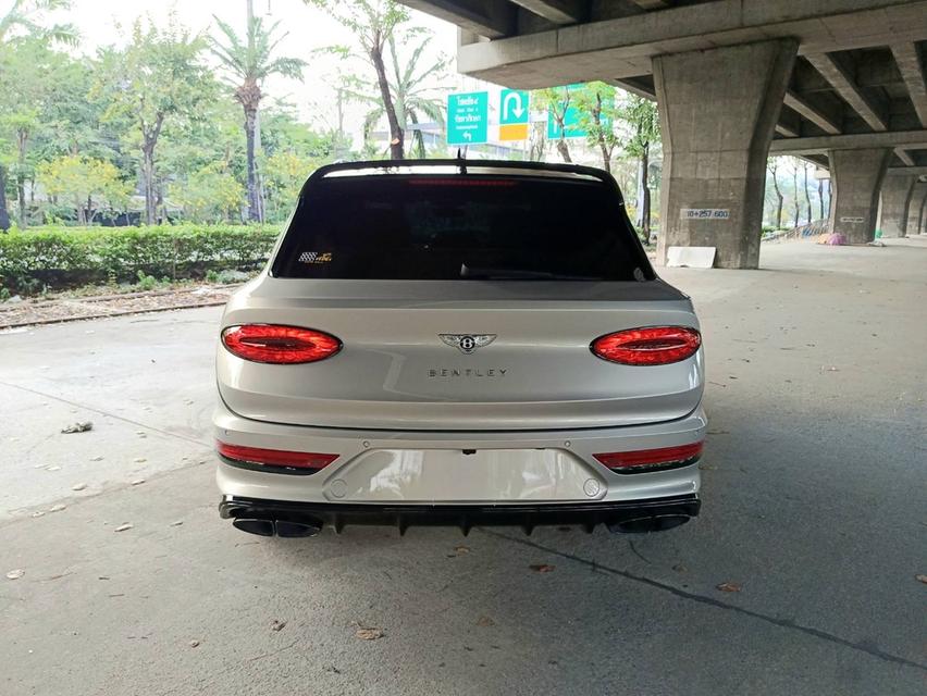 รหัสรถ PEAT53 🚐🚙 Bentley Bentayga Hybrid (demo)