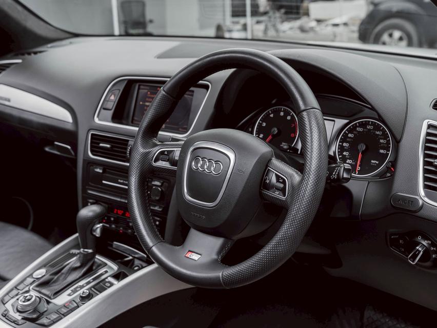รหัสรถ 67GG6654 Audi Q5 2.0 Quattro 4WD SUV 2012 14
