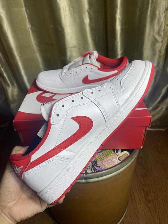 AIR JORDAN1 RETRO LOW OG  UNIVERSITY RED รูปที่ 3