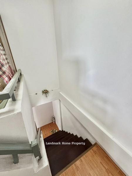 LM25-0154 ขายทาวน์เฮ้าส์ 2 ชั้น เต็มรัก วัดลาดปลาดุก หลังริมใน มีพื้นที่ข้าง พื้นที่ 25 ตรว 3 นอน 2 น้ำ ใกล้เซ็นทรัล เวส 4