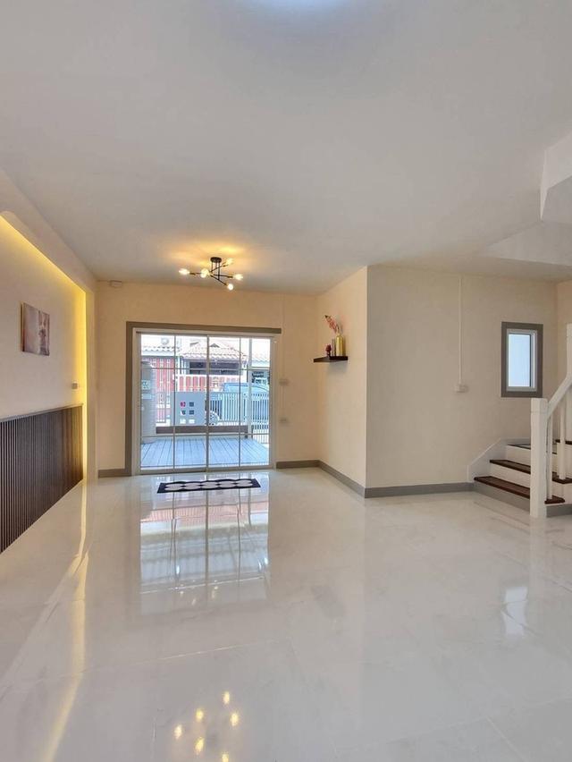หมู่บ้านพฤกษา21 6